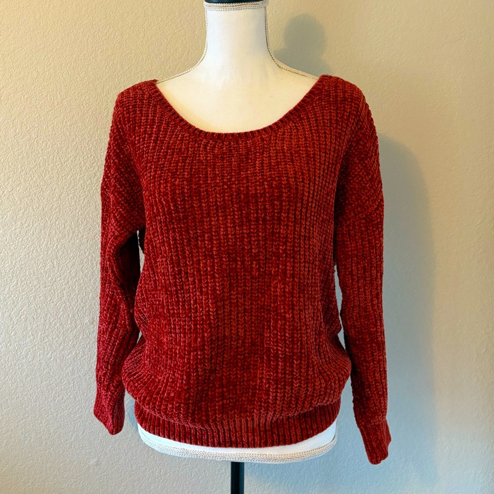 Rust Women's Chenille twist-back Sweater size medium